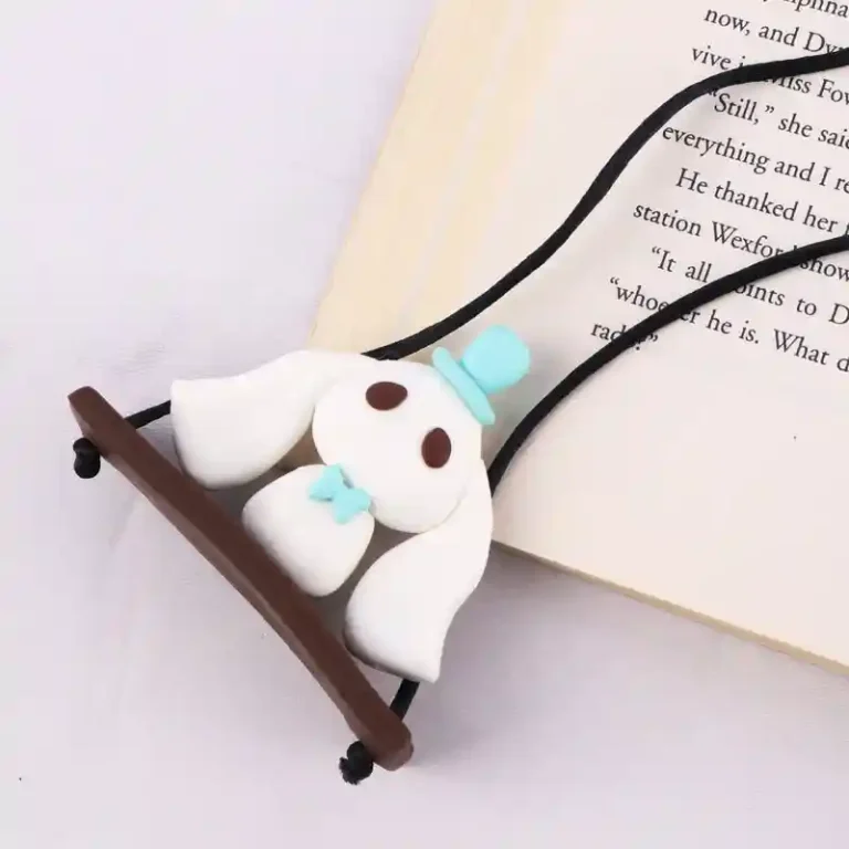 Blue hat rabbit design car pendant